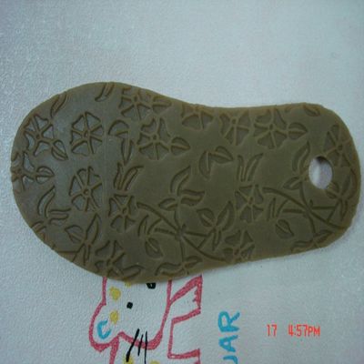 Professional TPR Rubber Outsole with Standard Size 600mmx1400mm for Shoe Sole Rubber Sheet with Working Temperature -10-80 C and Hardness 40-80 Shore A